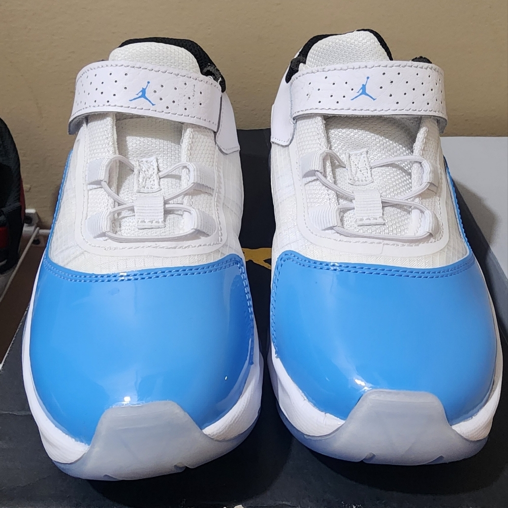 BRAND NEW Jordan 11 Comfort Low - Picture 2 of 4